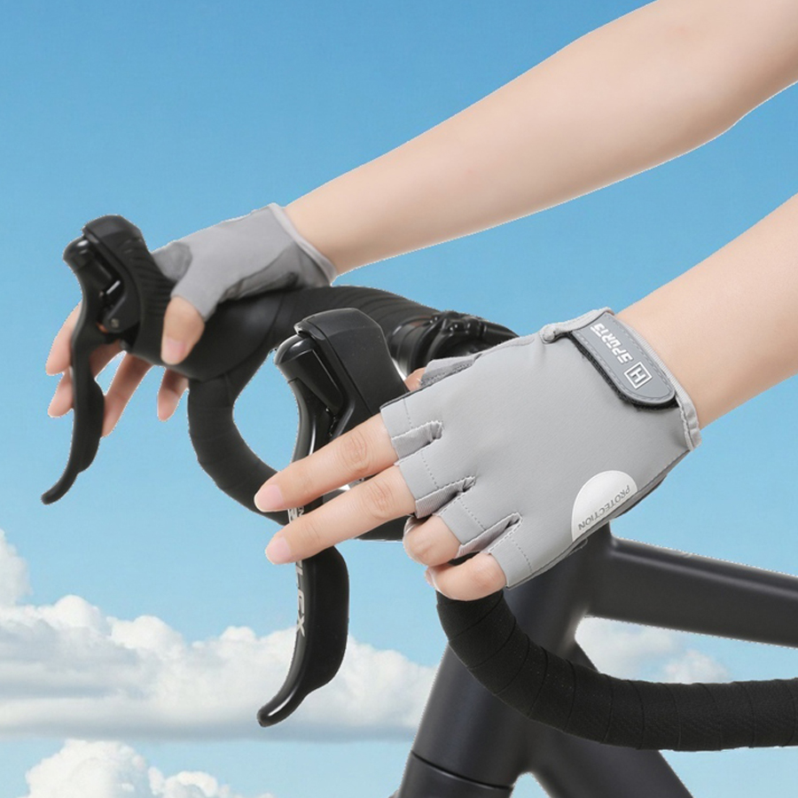 قفازات رياضية قابلة للتنفس ومض - مراجعة Sports Equipment And Names وسعره
